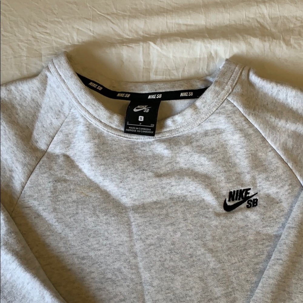 NIKE CREW